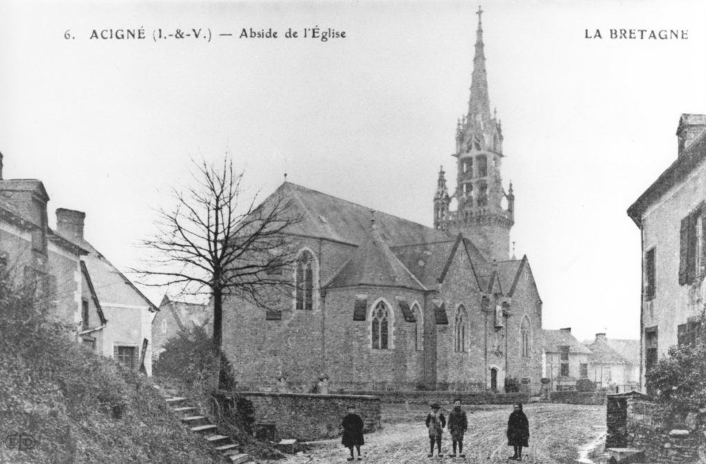 Abside de l'église d'Acigné